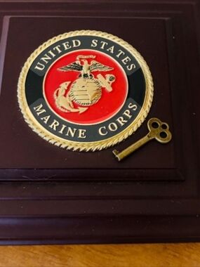 United States Marine Corp Medallion,Award, Keepsake Box USMC Raised Emblem